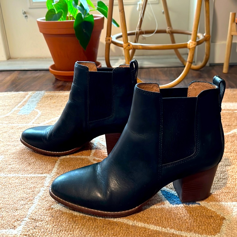 Madewell Heeled Chelsea Boots, size 11